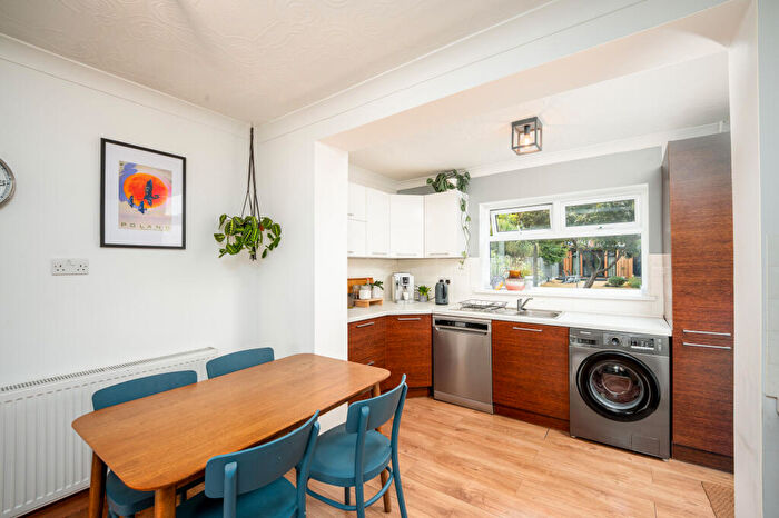 3 Bedroom End Of Terrace House For Sale In Kitts Green Road, Birmingham, B33