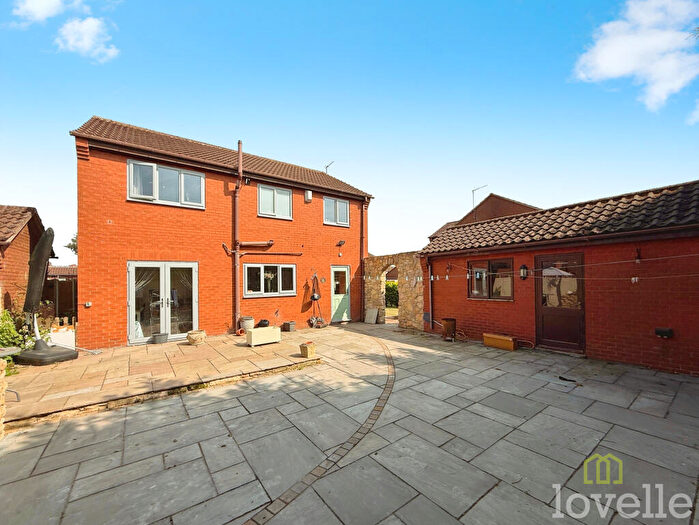 4 Bedroom Detached House For Sale In Ashdown Way, Misterton, DN10