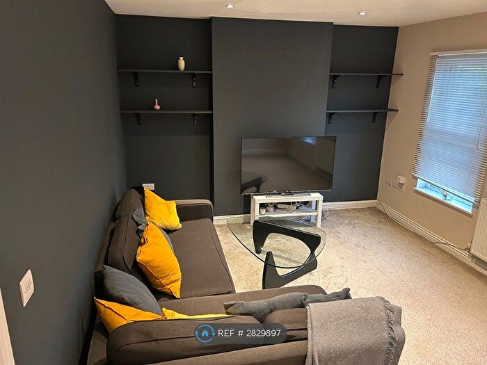 1 Bedroom Flat To Rent In Selsdon Road, South Croydon, CR2