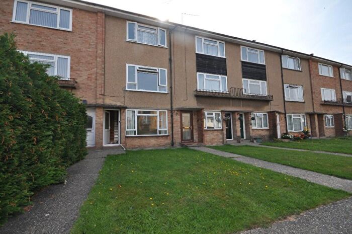 2 Bedroom Maisonette To Rent In Bodmin Road, Chelmsford, Essex, CM1