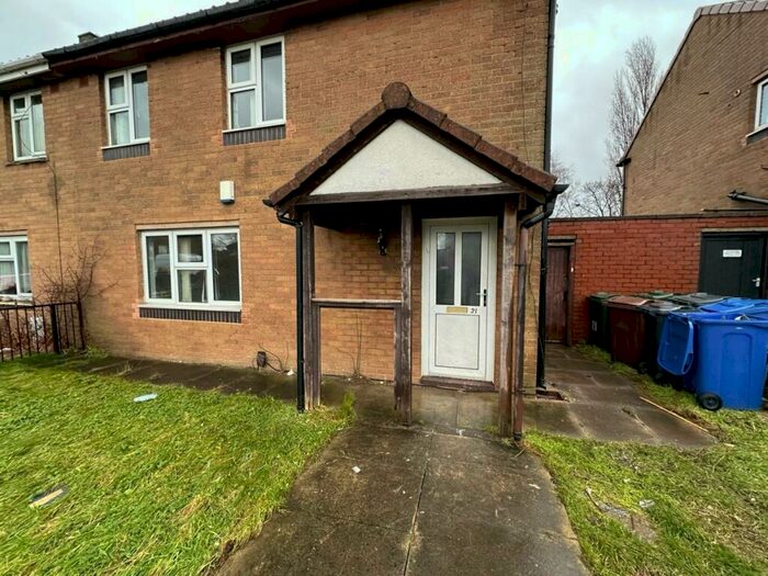 3 Bedroom Semi-Detached House To Rent In Mansfield Road, Athersley, S71