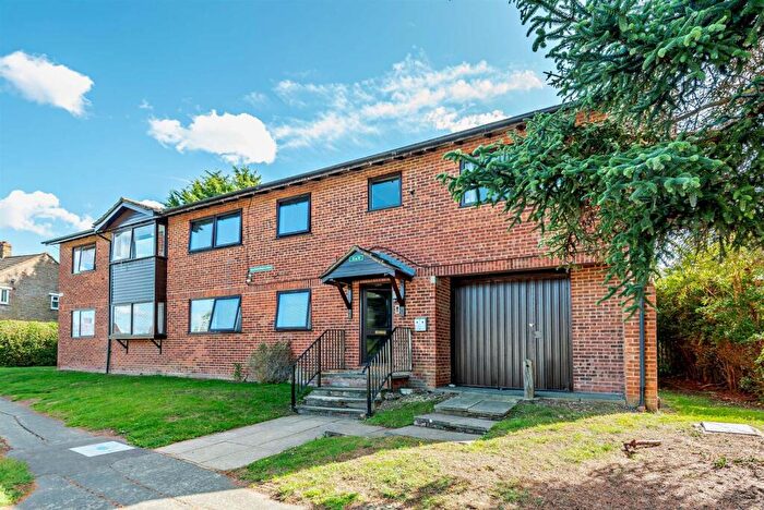 1 Bedroom Flat For Sale In Cripsey Avenue, Ongar, CM5