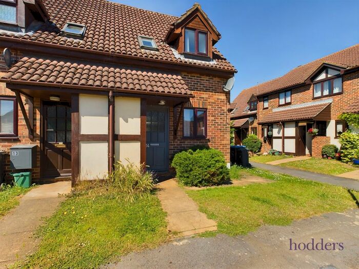 3 Bedroom End Of Terrace House To Rent In Fitzrobert Place, Egham, Surrey, TW20