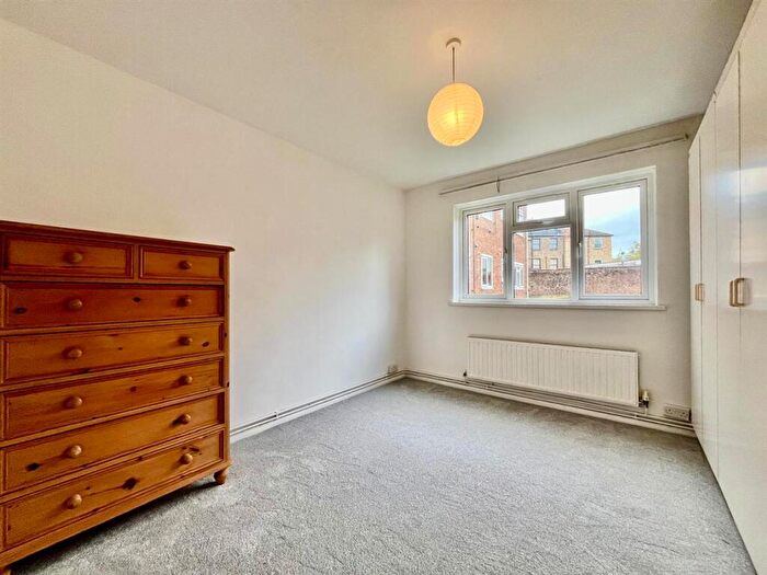 2 Bedroom Flat To Rent In Benson Court, Junction Road, London, N19