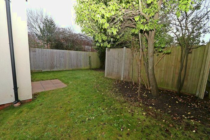 1 Bedroom Semi-Detached House To Rent In Paxton Road, Fareham, PO14