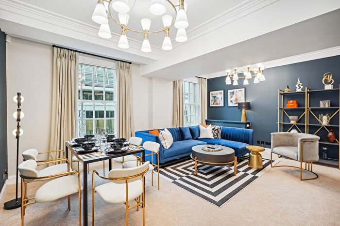 2 Bedroom Flat To Rent In New Hereford House, Park Street, W1K