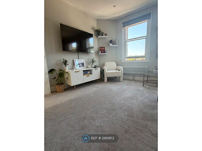 1 Bedroom Flat To Rent In Clifton, Bristol, BS8