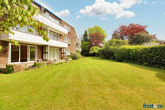 3 Bedroom Apartment To Rent In Crichel Mount Road, Evening Hill, Poole, BH14