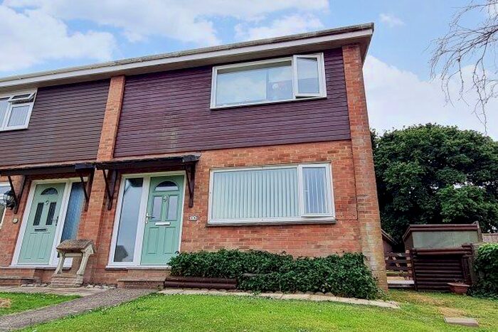 3 Bedroom Property To Rent In Silver Trees, Shanklin, PO37