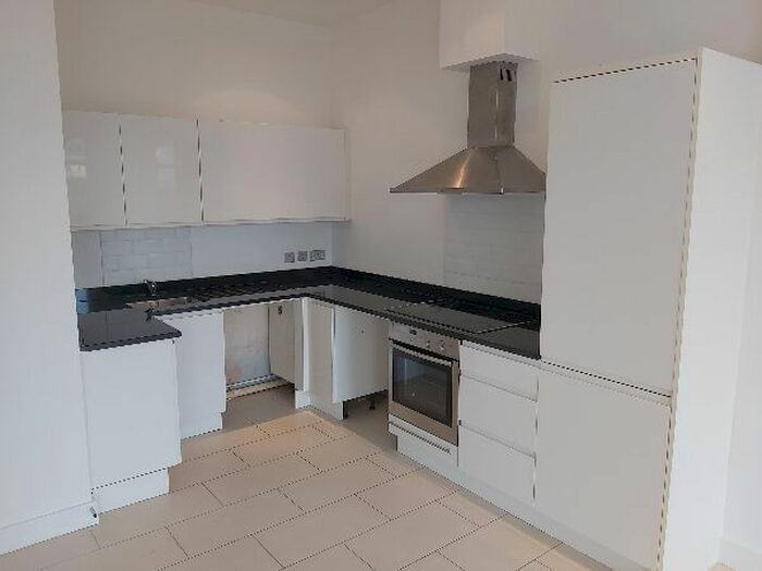 2 Bedroom Flat To Rent In Ayton Drive, Portland, DT5