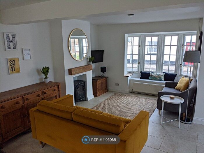 3 Bedroom End Of Terrace House To Rent In Southampton Road, Lymington, SO41