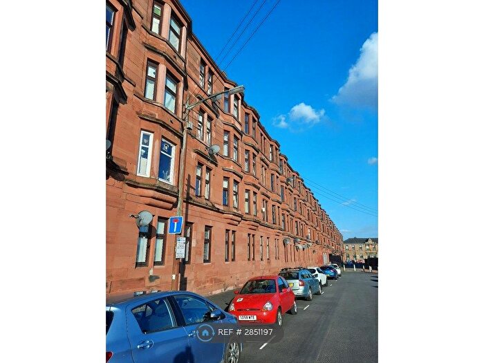 2 Bedroom Flat To Rent In Hathaway Lane, Glasgow, G20
