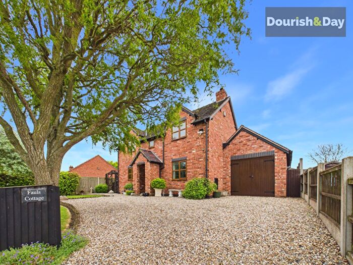 3 Bedroom Detached House For Sale In Stanley Green, Whixall, SY13