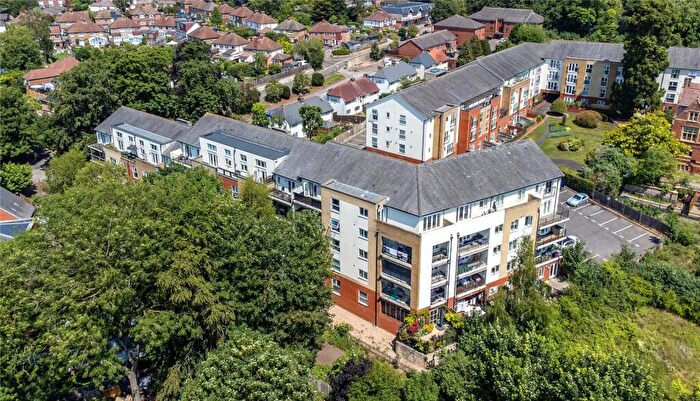 2 Bedroom Flat For Sale In Bambridge Court, Maidstone, Kent, ME14