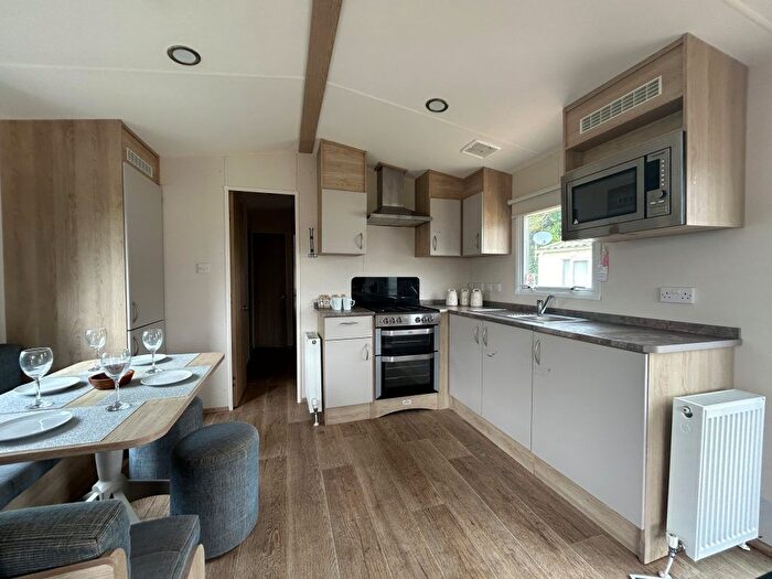 2 Bedroom Park Home For Sale In Crantock, Newquay, TR8