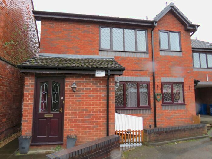 2 Bedroom Flat To Rent In Keystone Road, Rugeley, WS15