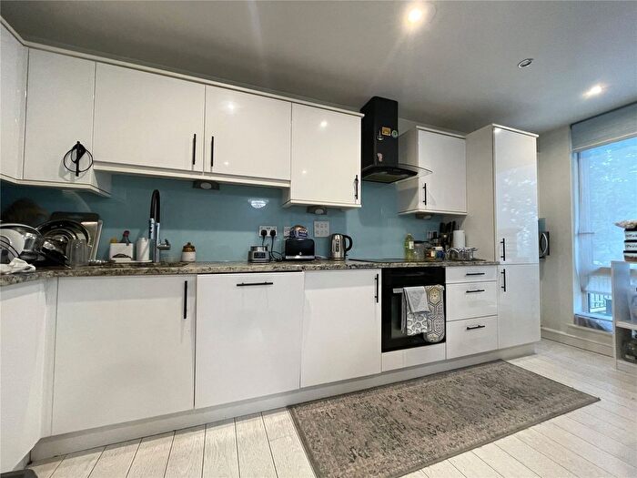 3 Bedroom Flat To Rent In Pyrene House, Clayponds Lane, Brentford, Greater London, TW8
