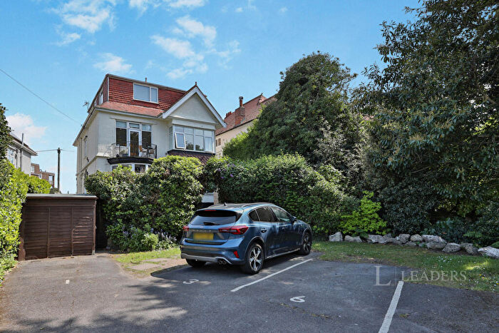 1 Bedroom Flat To Rent In Foxholes Road, Bournemouth, Dorset, BH6