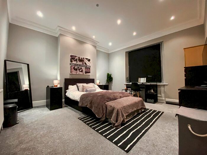 2 Bedroom Flat To Rent In Shields Road, Newcastle Upon Tyne NE6