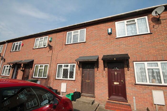 2 Bedroom Terraced House To Rent In Roberts Close, St Mary Cray, Orpington, BR5