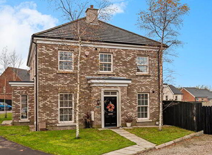 3 Bedroom Semi-Detached House For Sale In Glen Corr Way, Newtownabbey, BT36