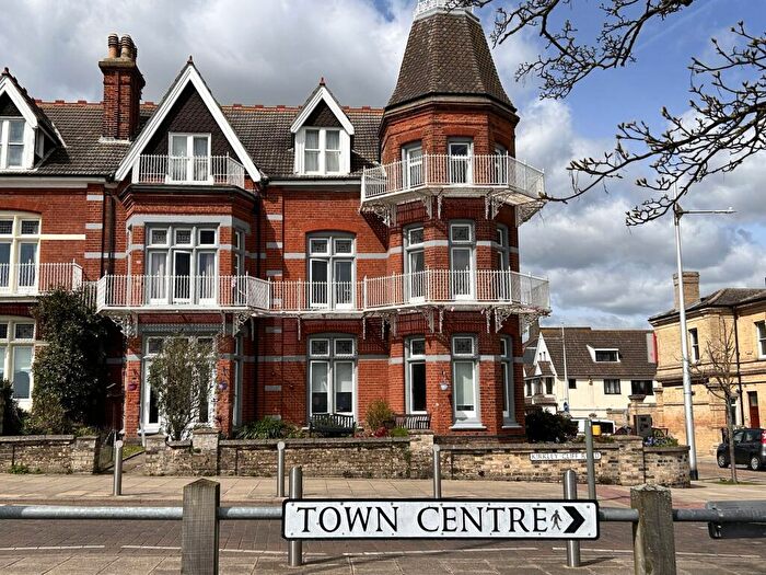 Property For Sale In Kirkley Cliff Road, Lowestoft, Suffolk, NR33