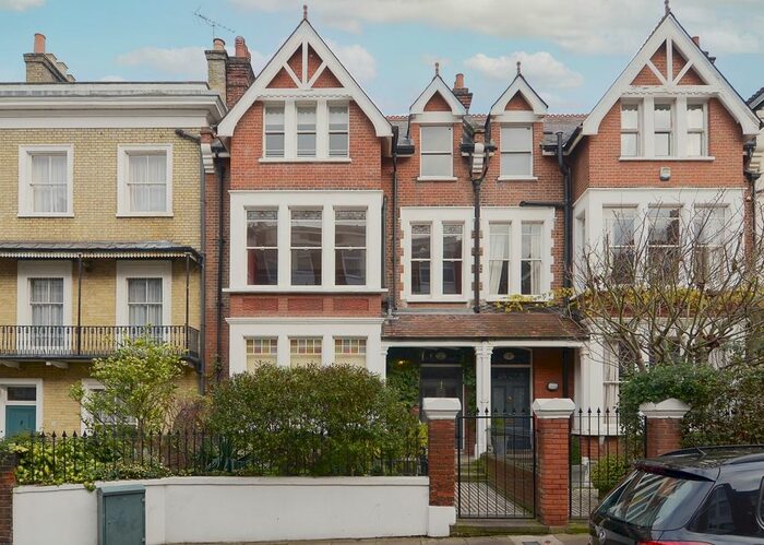5 Bedroom Flat To Rent In Richmond Hill, Richmond TW10
