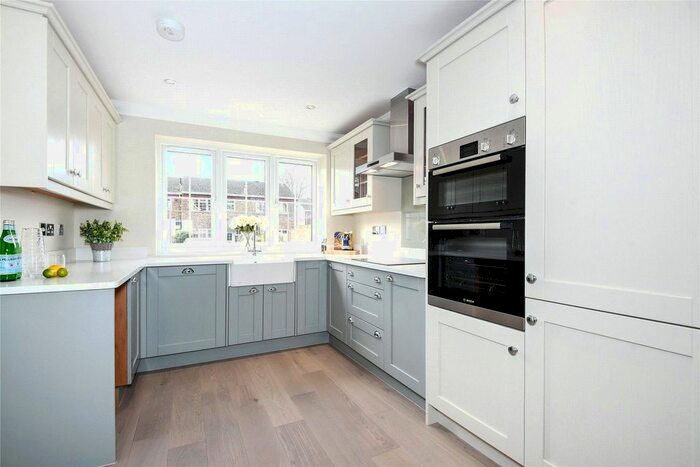 3 Bedroom Detached House To Rent In Elizabeth Close, Bracknell, Berkshire, RG12