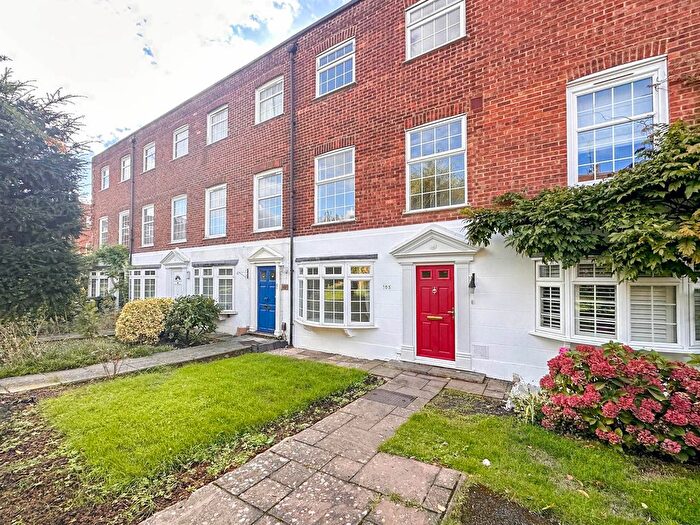 4 Bedroom Terraced House To Rent In Blenheim Gardens, Kingston, KT2