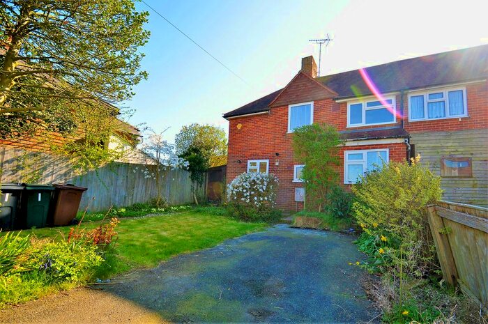 3 Bedroom Semi-Detached House To Rent In Waterside Terrace Ninn Lane, Great Chart, Ashford, Kent TN23