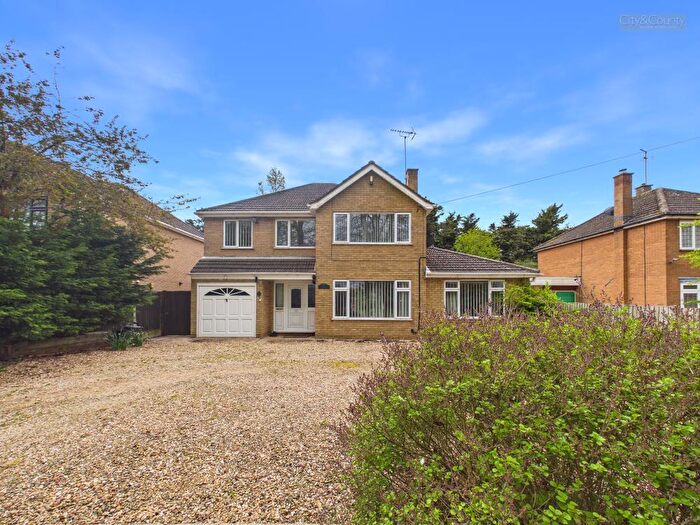 4 Bedroom Detached House For Sale In Damgate Road, Holbeach, PE12