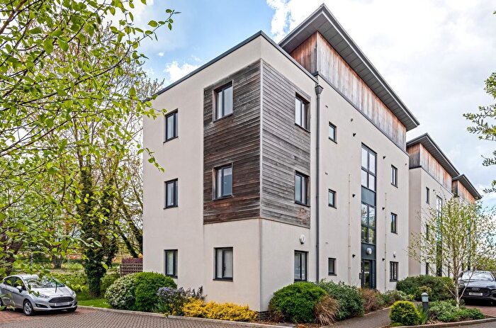 2 Bedroom Flat For Sale In Stickley Court, Faringdon, Oxfordshire, SN7