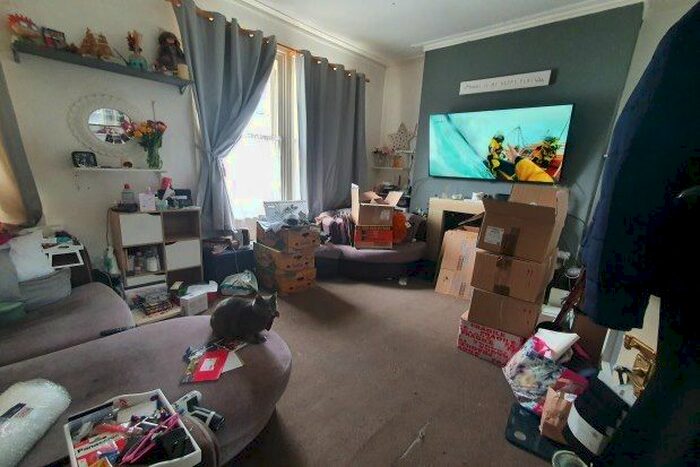 2 Bedroom Flat To Rent In Crescent Road, Ramsgate, CT11