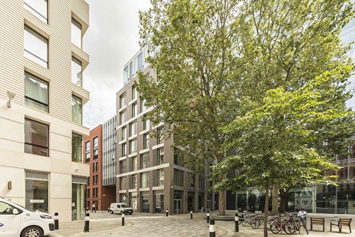 1 Bedroom Flat To Rent In Bartholomew Close, Bart's Square, EC1A