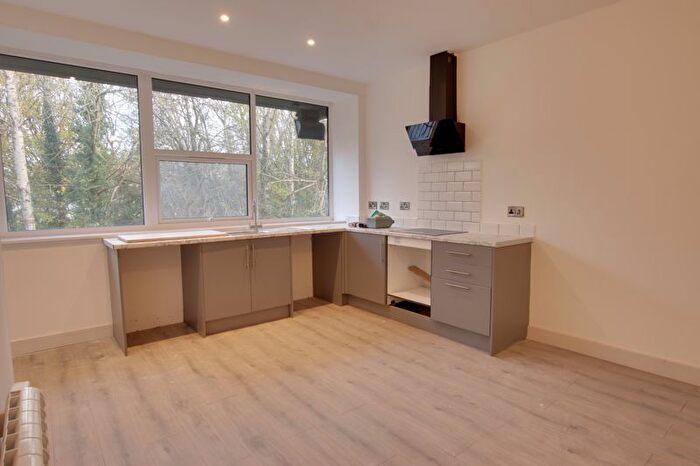 1 Bedroom Flat To Rent In Windsor Road, Trowbridge, BA14