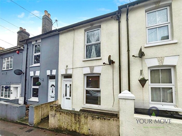 2 Bedroom Terraced House For Sale In Upper Luton Road, Chatham, Kent, ME5
