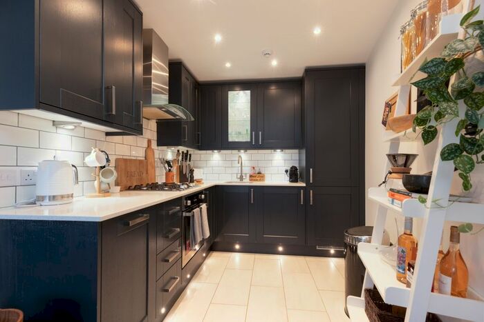 1 Bedroom Flat To Rent In New Crane Place, London, E1W