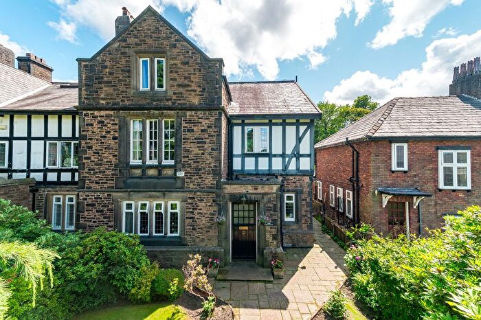 5 Bedroom Semi-Detached House For Sale In Church Road, Smithills, Bolton, BL1