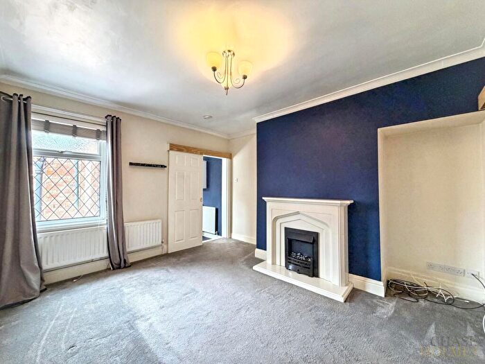 3 Bedroom Flat For Sale In Northbourne Road, Jarrow, NE32