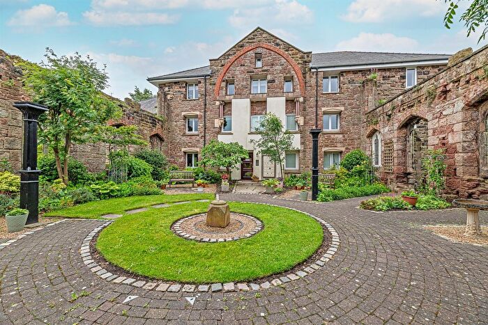 2 Bedroom Flat To Rent In Trinity House, Trinity Gardens, Frodsham, WA6