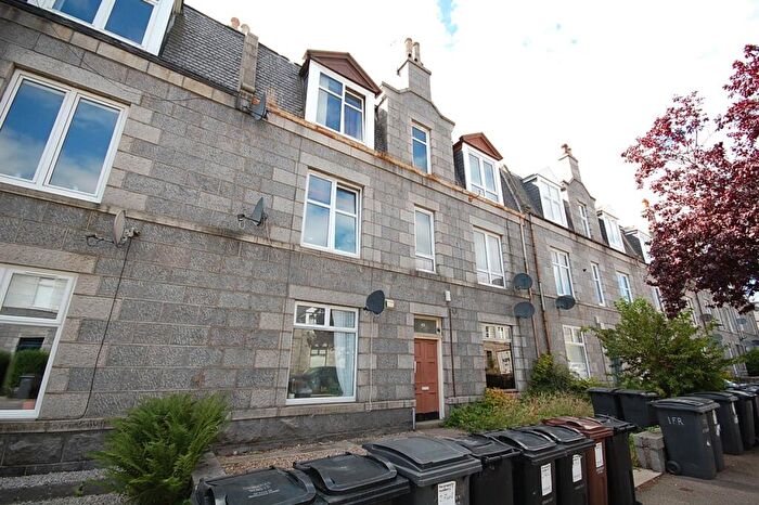 1 Bedroom Flat To Rent In Balmoral Place, Ground Floor Right, Aberdeen, AB10