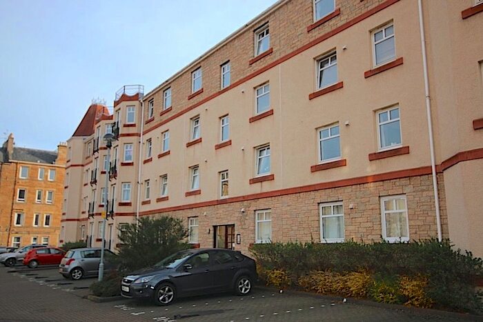 2 Bedroom Flat To Rent In Sinclair Place, Gorgie, Edinburgh, EH11