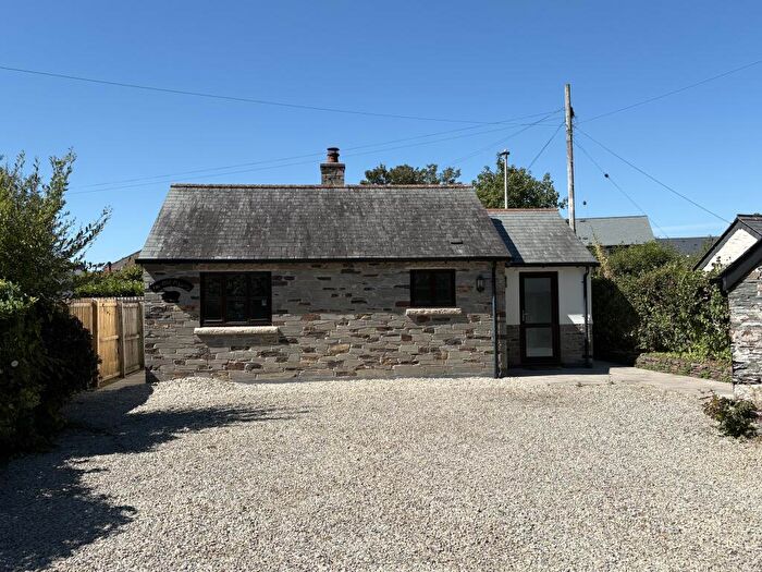 1 Bedroom Detached Bungalow For Sale In The Old Piggery, Old Launceston Road, Tavistock, Devon, PL19