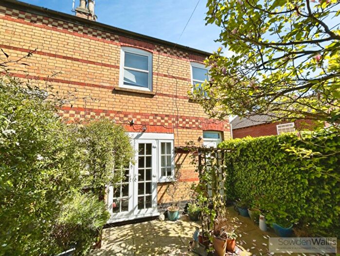 2 Bedroom House For Sale In Laburnum Villas, Cliff Road, Stamford, PE9