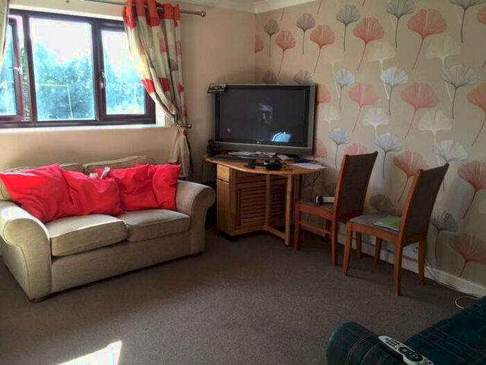 1 Bedroom Flat To Rent In Haweswater Close, Maybush, Southampton, SO16