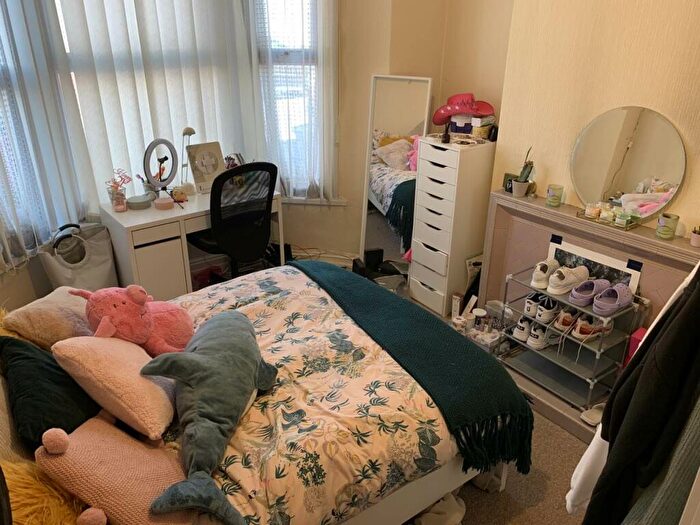 4 Bedroom House To Rent In Strathnairn Street, Roath, Cardiff, CF24