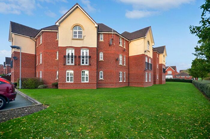 2 Bedroom Detached House To Rent In Malahide Court, Widnes, WA8