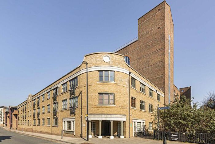 1 Bedroom Flat To Rent In Kingsley Mews, Wapping, E1W