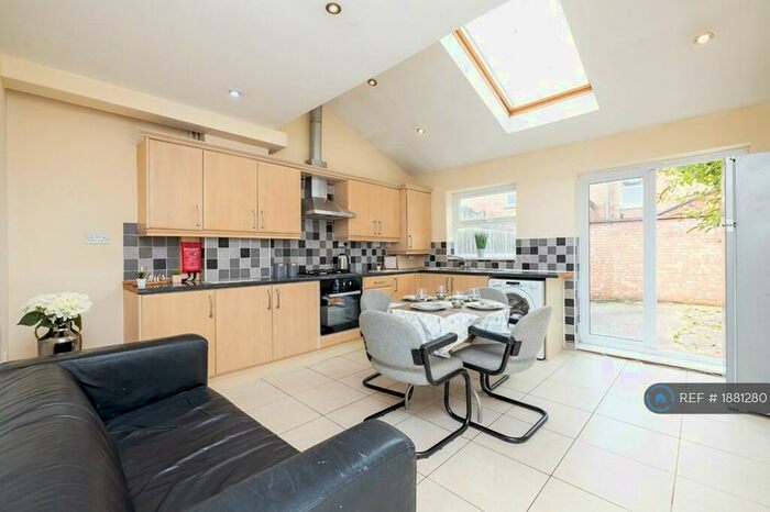 4 Bedroom Terraced House To Rent In New Street, Leamington Spa, CV31