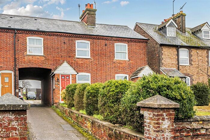 3 Bedroom Terraced House For Sale In Wingrave Road, Tring, HP23